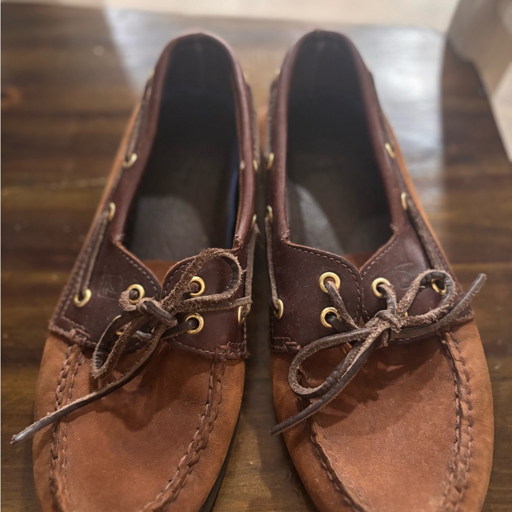 Perry Ellis Two-Tone Brown Boat Shoes